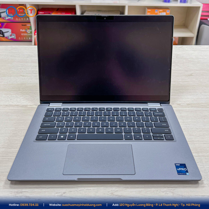  Laptop Dell Latitude 5330 i7-1265U RAM 16GB SSD 256GB